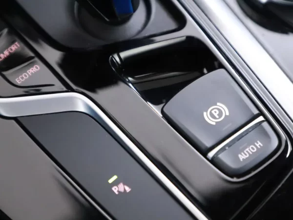 Photo 22 of 36 of WBY7X41090SZ08143 BMW iX3 Executive 80 kWh