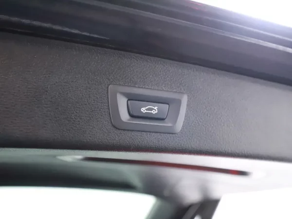 Photo 22 of 37 of WBAWY710300C96156 BMW X3 xDrive35d High Executive M-Pakket