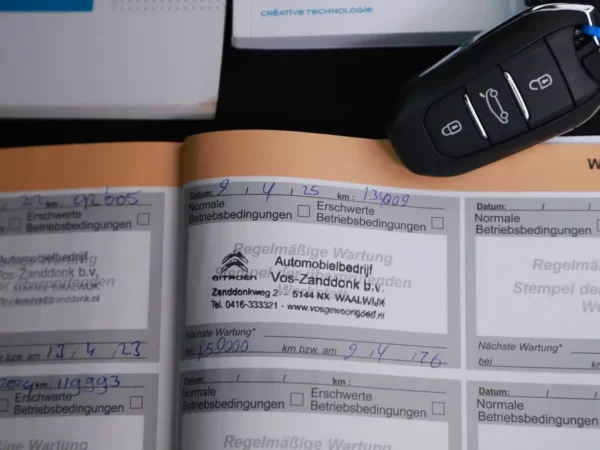 Photo 23 of 27 of VF73DHNYMHJ662117 Citroen C4 Picasso 1.2 PureTech Shine (5-drs