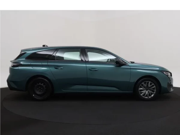 Photo 24 of 26 of VR3FRHNPLNY542505 Peugeot 308 SW 1.2 PureTech Active Pack Business