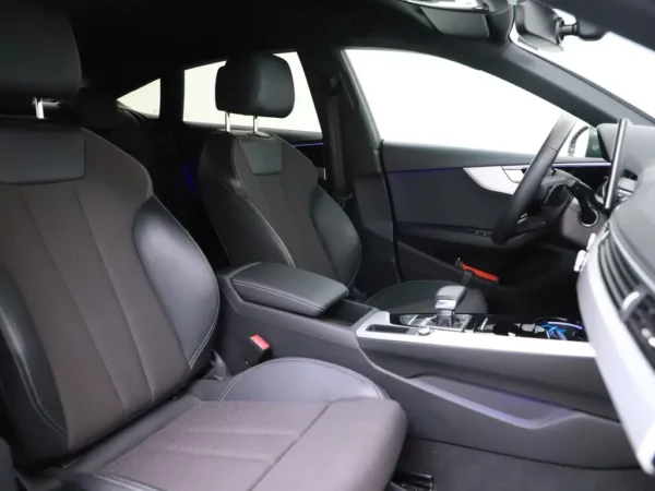 Photo 24 of 30 of WAUZZZF5XRA018580 Audi A5 Sportback 35 TFSI S-Line Competition VC