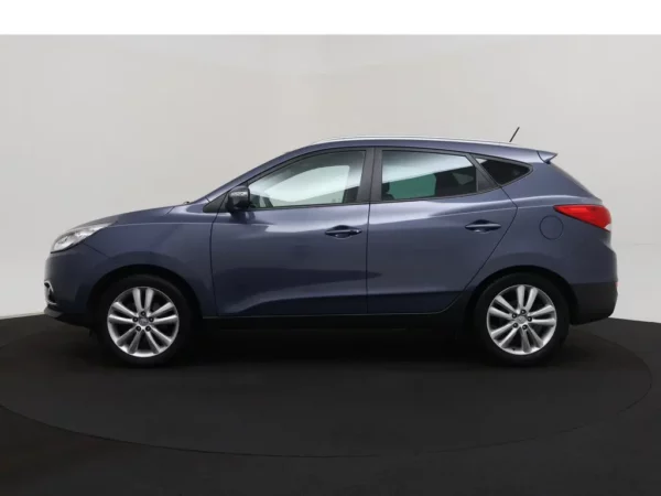 Photo 26 of 29 of TMAJU81BBCJ290071 Hyundai ix35 2.0i Aut. i-Catcher