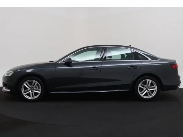 Photo 26 of 29 of WAUZZZF46NN010986 Audi A4 Limousine 40 TFSI Advanced Edition