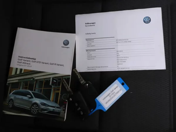 Photo 26 of 31 of WVWZZZAUZLP505120 Volkswagen GOLF Variant 1.0 TSI Comfortline 5-drs Combi