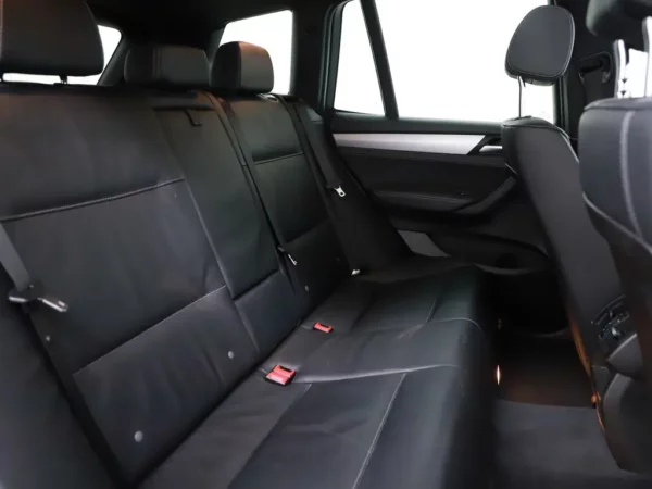 Photo 26 of 37 of WBAWY710300C96156 BMW X3 xDrive35d High Executive M-Pakket