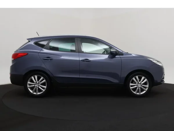 Photo 27 of 29 of TMAJU81BBCJ290071 Hyundai ix35 2.0i Aut. i-Catcher