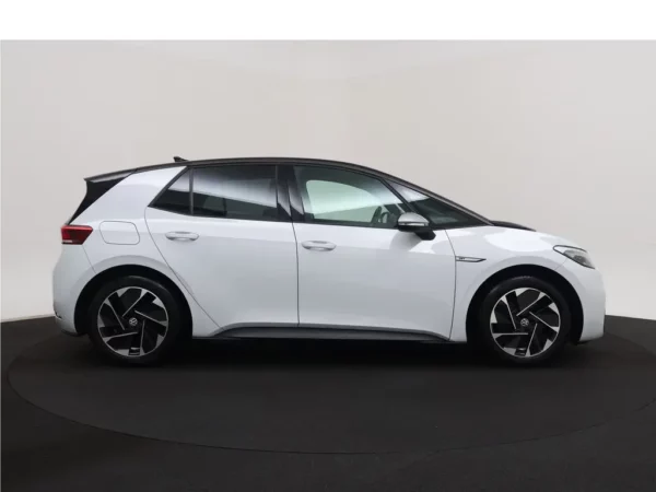 Photo 27 of 29 of WVWZZZE1ZLP006903 Volkswagen ID.3 First 58 kWh LED