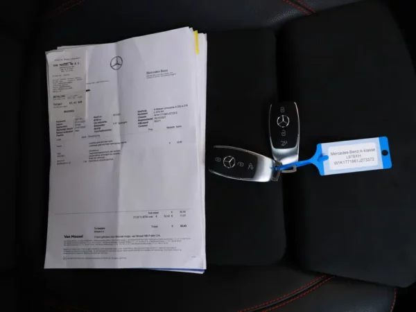 Photo 27 of 32 of W1K1771861J273372 Mercedes-Benz A-Klasse 250e Business Solution AMG HUD