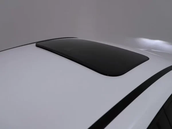 Photo 27 of 34 of WDC2533461F442197 Mercedes-Benz GLC Coupé 250 4MATIC Premium Plus AMG LED