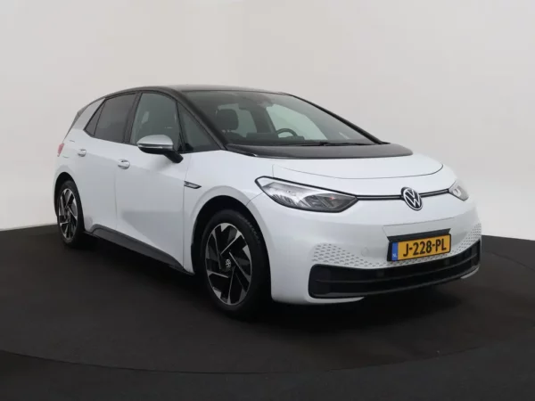 Photo 28 of 29 of WVWZZZE1ZLP006903 Volkswagen ID.3 First 58 kWh LED