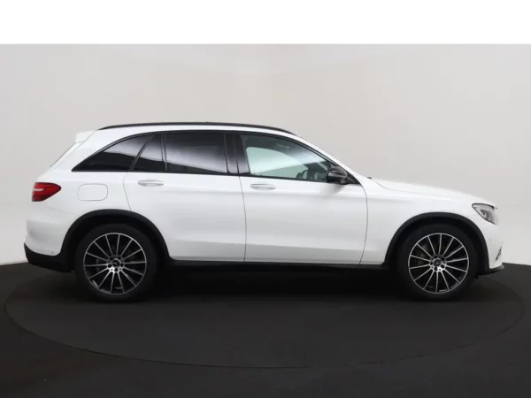 Photo 28 of 30 of WDC2539251F632566 Mercedes-Benz GLC 350 d Aut. 4MATIC Premium Plus 5-drs SUV