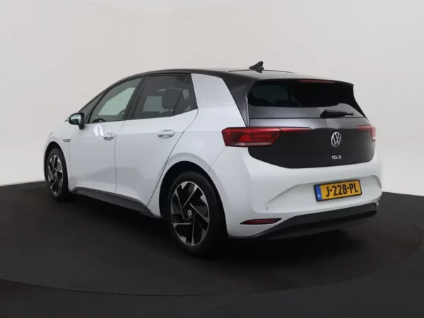 Photo 29 of 29 of WVWZZZE1ZLP006903 Volkswagen ID.3 First 58 kWh LED