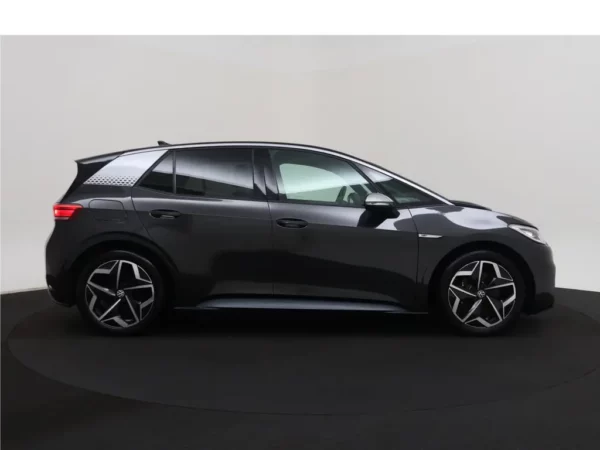 Photo 29 of 31 of WVWZZZE1ZMP001396 Volkswagen ID.3 First Plus 58 kWh