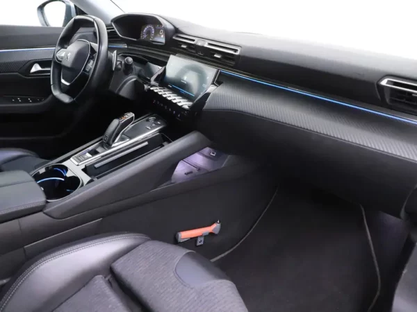 Photo 29 of 35 of VR3FRHNSTMY008275 Peugeot 508 SW 1.2 PureTech Aut. Blue Lease Allure LED