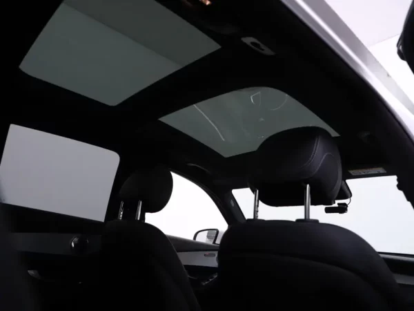 Photo 29 of 37 of WDC2539541F486918 Mercedes-Benz GLC 350e 4MATIC AMG LED