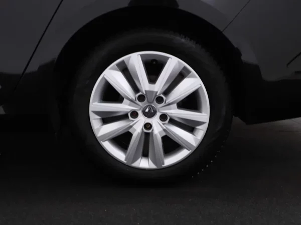 Photo 3 of 27 of VF1RFB00766284409 Renault Mégane Estate 1.3 TCe Business Zen