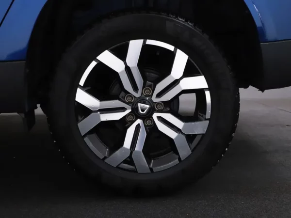 Photo 3 of 28 of VF1HJD20X68585716 Dacia Duster 1.3 TCe Extreme Cruise Ecc