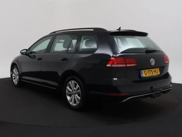 Photo 31 of 31 of WVWZZZAUZLP505120 Volkswagen GOLF Variant 1.0 TSI Comfortline 5-drs Combi