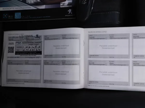 Photo 31 of 35 of VR3FRHNSTMY008275 Peugeot 508 SW 1.2 PureTech Aut. Blue Lease Allure LED