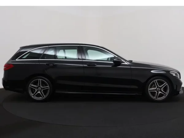 Photo 34 of 36 of WDD2052771F890023 Mercedes-Benz C-Klasse Estate 200 Business Solution AMG Plus Upgrade Edition 5-drs Combi