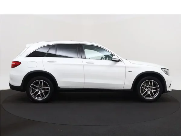 Photo 35 of 37 of WDC2539541F486918 Mercedes-Benz GLC 350e 4MATIC AMG LED