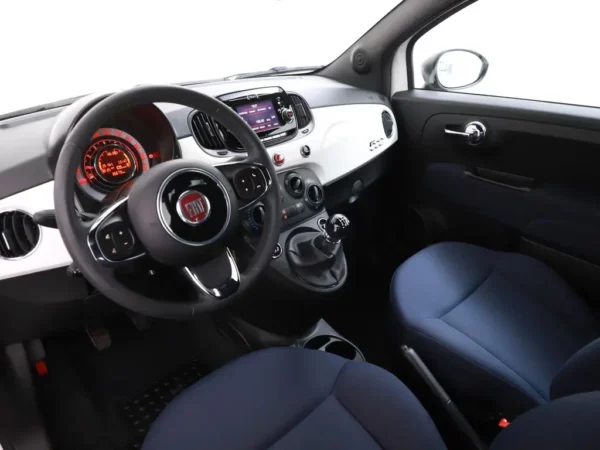 Photo 4 of 19 of ZFABF1BJ9NJG82407 Fiat 500C 1.0 Hybrid Cult 2-drs Softtop