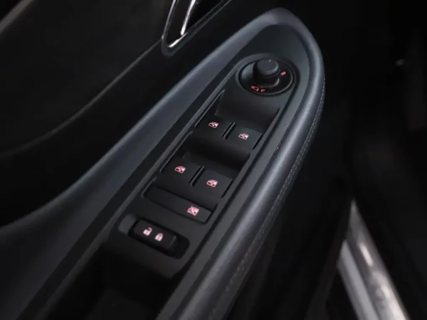 Photo 4 of 24 of W0LJD7E88G4028016 Opel Mokka 1.4 T Cosmo Airco