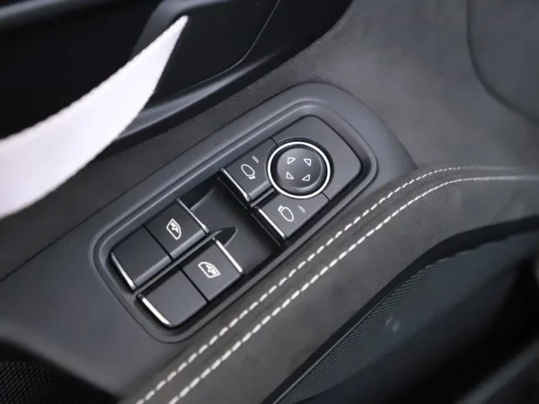 Photo 4 of 30 of WP0ZZZ98ZNS272368 Porsche 718 GT4 4.0 Xenon Cruise Ecc