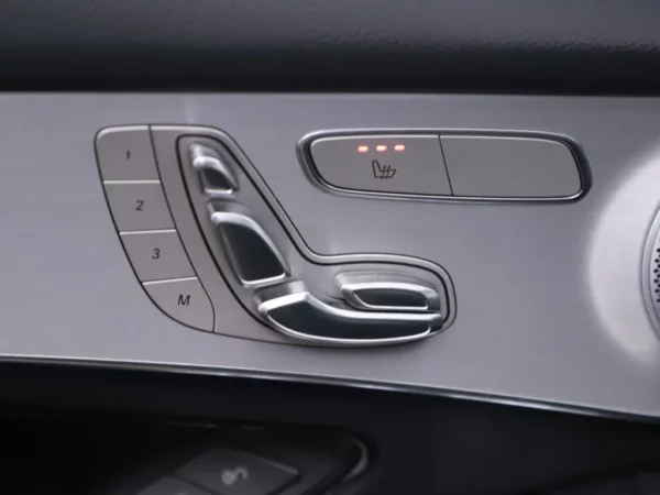 Photo 5 of 30 of WDC2539251F632566 Mercedes-Benz GLC 350 d Aut. 4MATIC Premium Plus 5-drs SUV