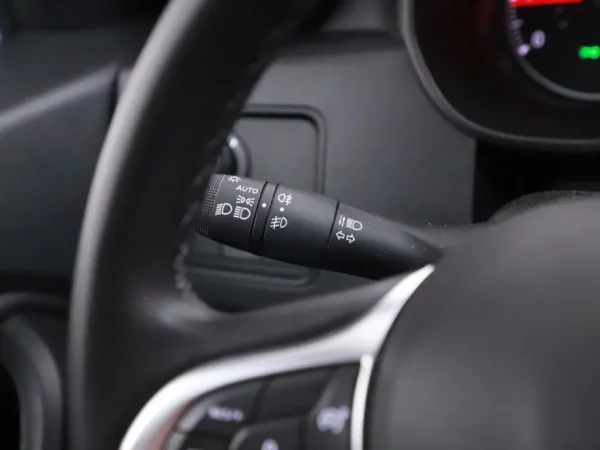 Photo 6 of 28 of VF1HJD20X68585716 Dacia Duster 1.3 TCe Extreme Cruise Ecc