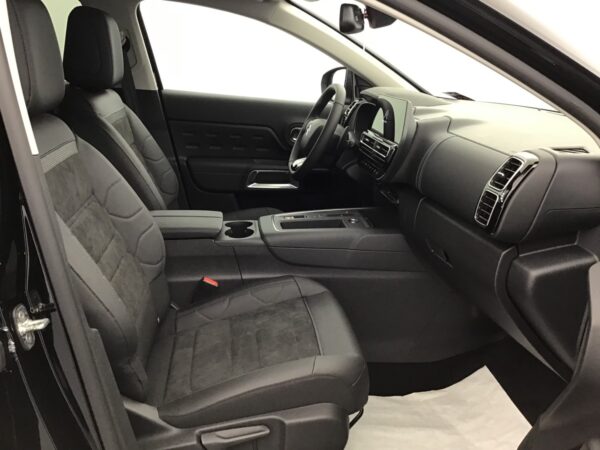 Photo 6 of 6 of N199391 CITROEN C5 AIRCROSS BlueHDi