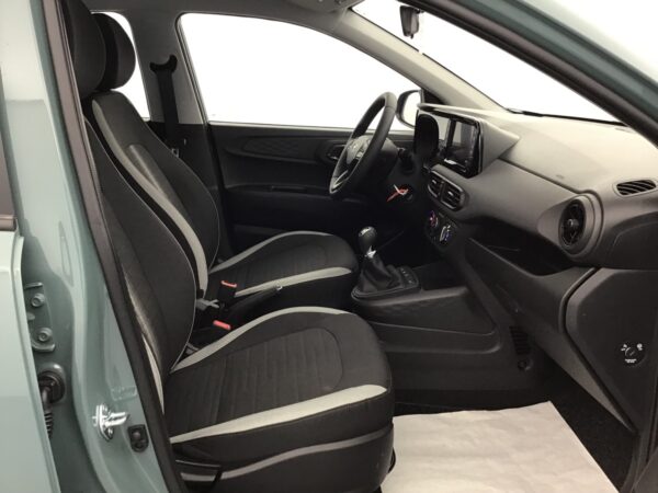 Photo 6 of 6 of N199994 HYUNDAI I10 NG MPI