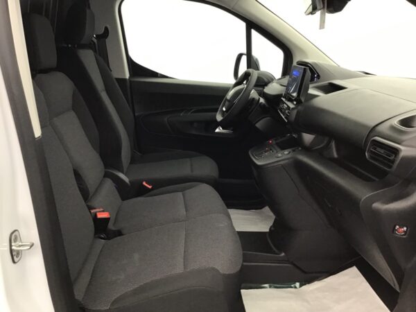 Photo 6 of 6 of N200013 PEUGEOT PARTNER LONG HEAVY 1000 KG BlueHDi