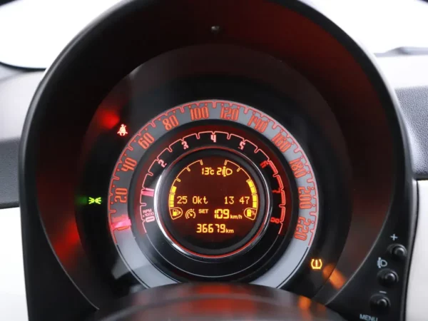 Photo 7 of 19 of ZFABF1BJ9NJG82407 Fiat 500C 1.0 Hybrid Cult 2-drs Softtop