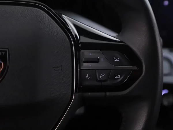 Photo 7 of 26 of VR3FRHNPLNY542505 Peugeot 308 SW 1.2 PureTech Active Pack Business