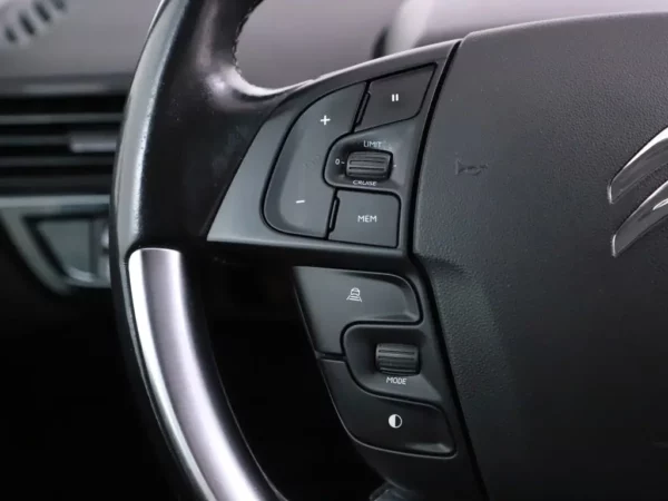 Photo 7 of 27 of VF73DHNYMHJ662117 Citroen C4 Picasso 1.2 PureTech Shine (5-drs