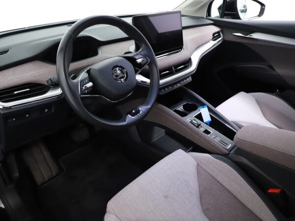 Photo 7 of 30 of TMBJB7NY9MF031448 Skoda Enyaq iV 60 (5-drs SUV) Cruise