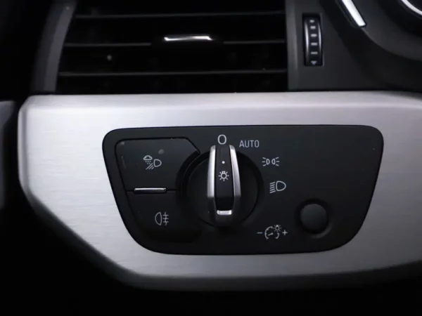 Photo 7 of 30 of WAUZZZF47LA021709 Audi A4 Avant 35 Automaat TFSI S-Line Sport