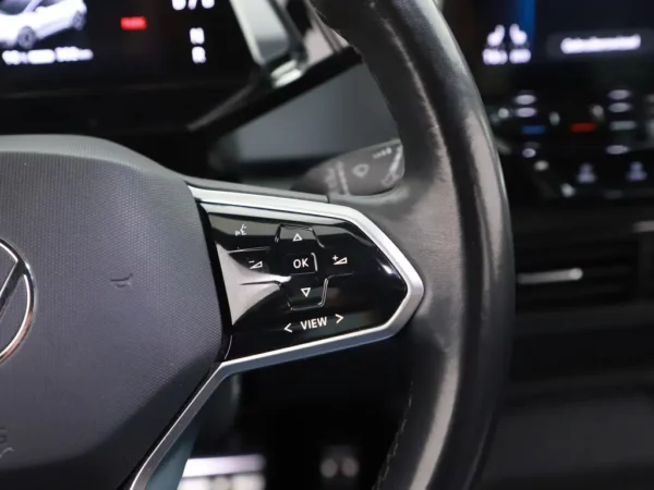 Photo 8 of 29 of WVWZZZE1ZLP006903 Volkswagen ID.3 First 58 kWh LED