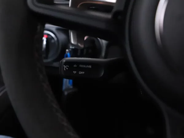 Photo 8 of 30 of WP0ZZZ98ZNS272368 Porsche 718 GT4 4.0 Xenon Cruise Ecc