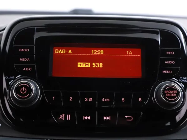 Photo 9 of 21 of ZFA3120000JE13502 Fiat 500C 1.0 Hybrid Pop Softtop DAB