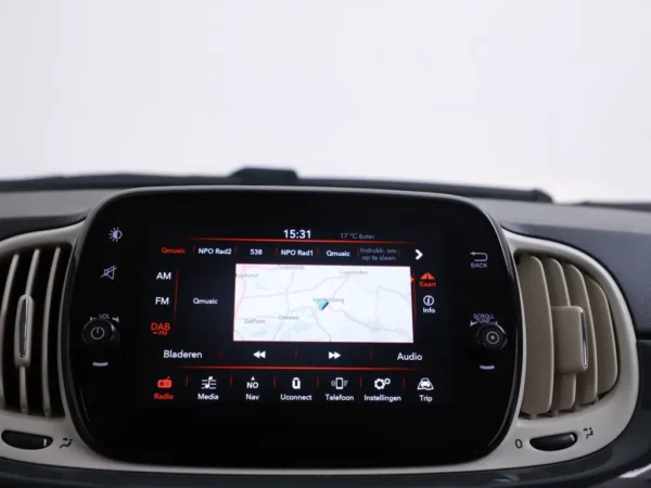 Photo 9 of 22 of ZFA3120000JE47103 Fiat 500 1.0 Hybrid Lounge Airco