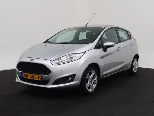 Photo 1 of 25 of WF0DXXGAKDGT64860 Ford Fiesta 1.0 Style Ultimate Cruise Alloy