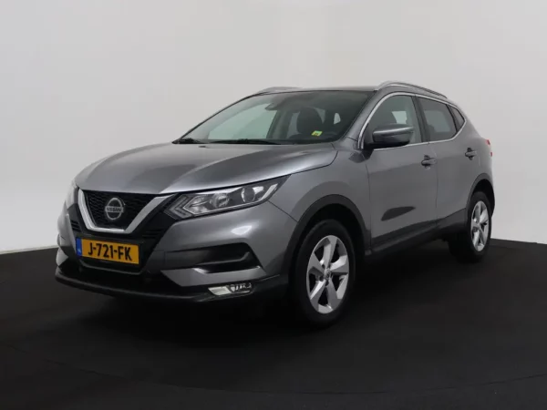Photo 1 of 26 of SJNFFAJ11U2639705 Nissan QASHQAI 1.3 DIG-T Business Edition Pano
