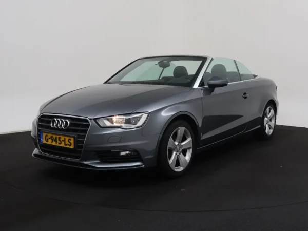 Photo 1 of 26 of WAUZZZ8V5F1133404 Audi A3 Cabriolet 1.4 TFSI CoD Ambition Pro Line Plus Softtop Stoelverw.