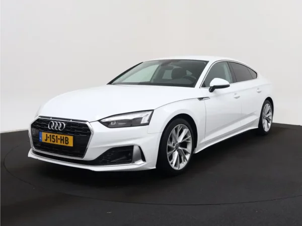 Photo 1 of 30 of WAUZZZF58LA021775 Audi A5 Sportback 40 TFSI Aut. Launch edition Business LED