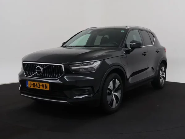Photo 1 of 32 of YV1XZBBVFM2438154 Volvo XC40 1.5 T5 Recharge Business Pro