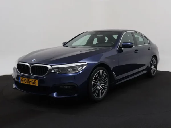 Photo 1 of 33 of WBAJR110X0WW57722 BMW 5 Serie 520i High Executive Edition (4-drs Sedan)