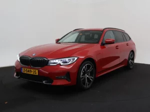 BMW 3 Serie Touring 330e Business Edition Plus LED