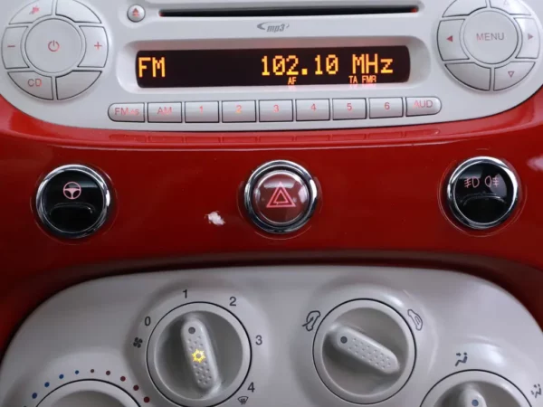 Photo 10 of 21 of ZFA31200000548775 Fiat 500 1.2 Lounge Pano